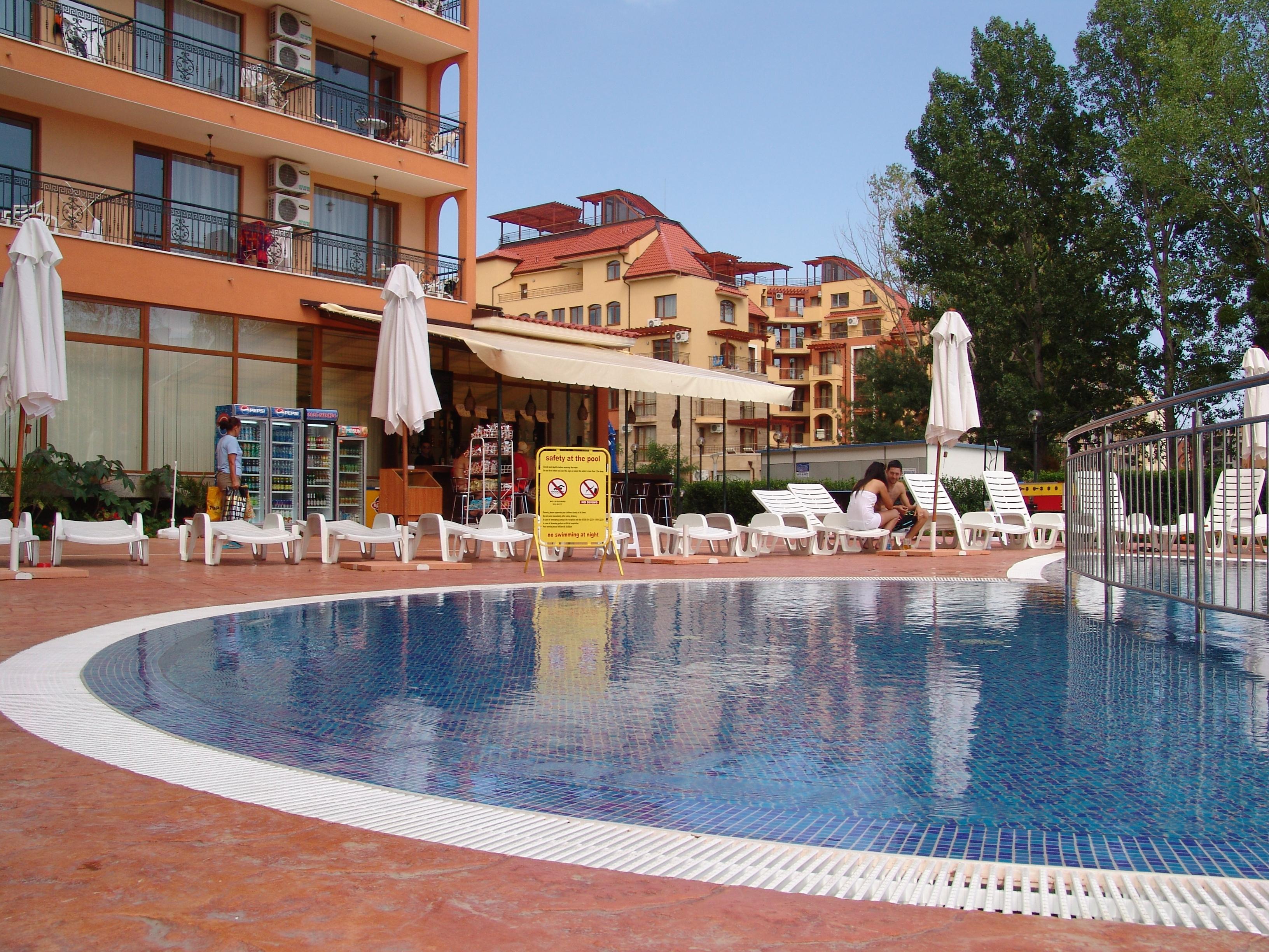 Apart Hotel Happy Sunny Beach Eksteriør billede