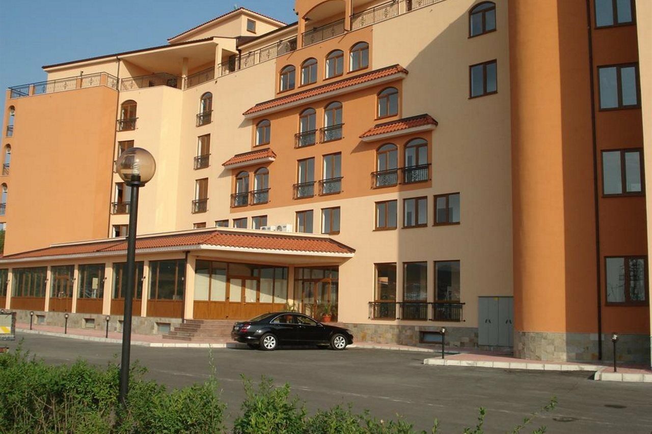 Apart Hotel Happy Sunny Beach Eksteriør billede